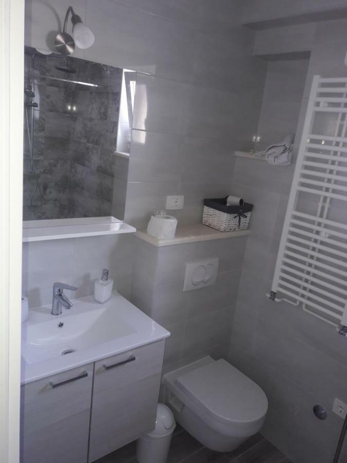 Apartment Tea 2 Primošten Esterno foto