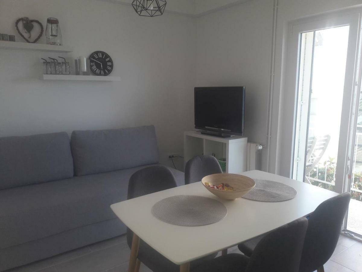 Apartment Tea 2 Primošten Esterno foto